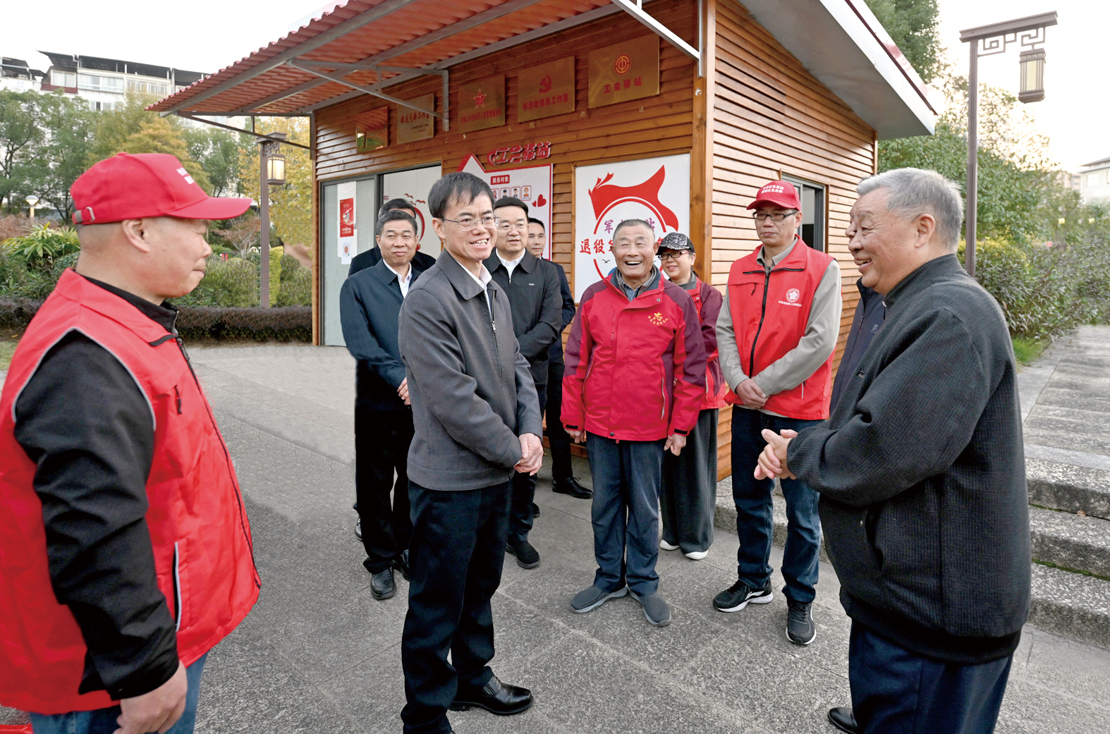 裴金佳带队赴福建调研退役军人工作和对口支援工作